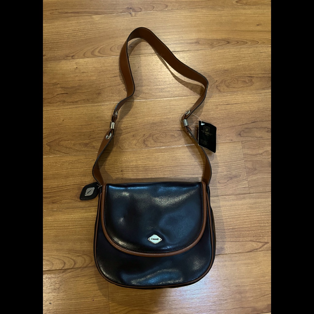 Nwt Rare Vintage Isanti Italian Saddle Bag - Brown